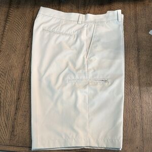Grand Slam Tan Golf Shorts Size 34